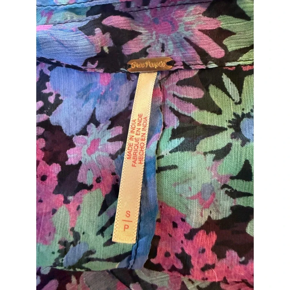 Free People Floral Ruched Side‎ Button Down Shirt  Purple Blue Small boho whimsi